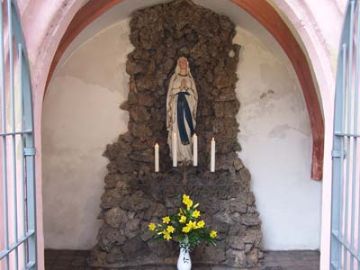 NIKOLAUSKAPELLE--LOURDESGROTTE--KIRCHEN